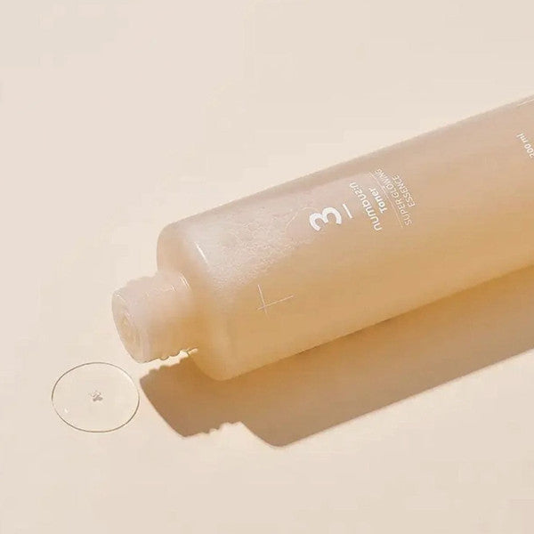 Numbuzin No.3 Super Glowing Essence Toner 200ml
